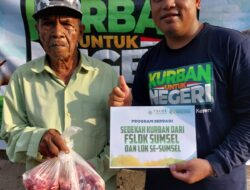 Pengurus FSLDK Sumsel, Gelar Aksi Sedekah Qurban di Kampung Pemulung